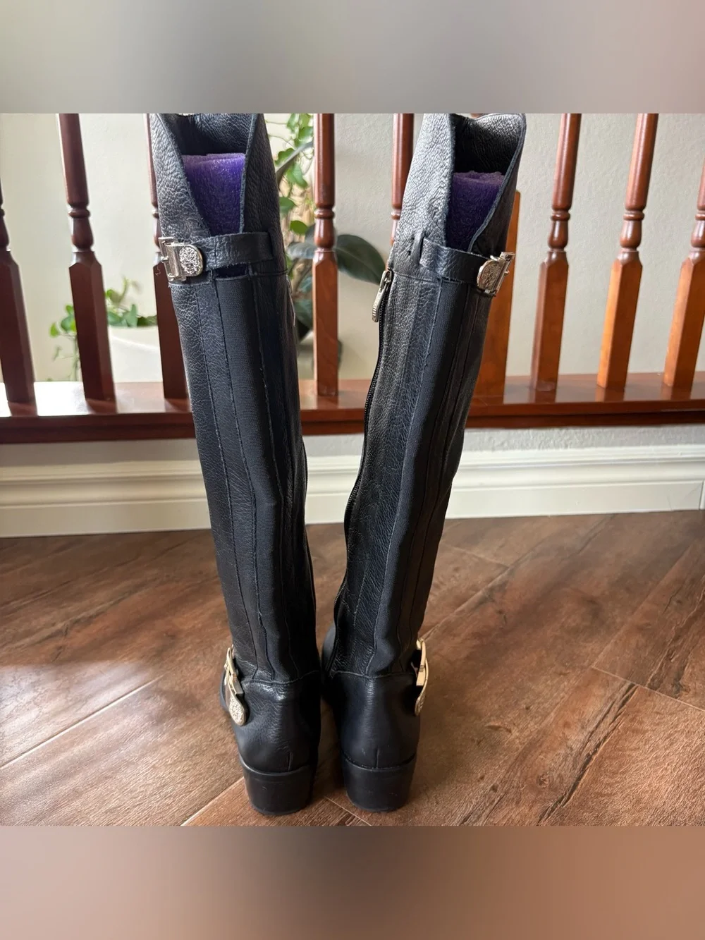 Vince Camuto Women’s 8.5M Black Leather Knee High Riding Boots Side Zip Buckle